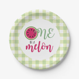 Einer in einem Melon Watermelon Pappteller