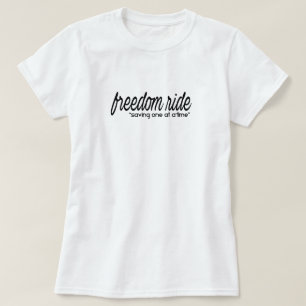 Einer nach dem Anderen retten T-Shirt