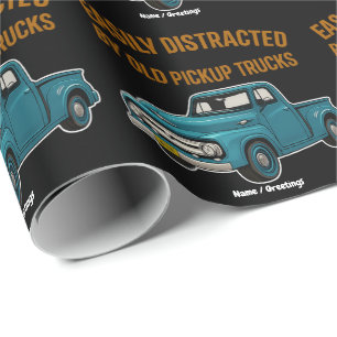 Einfach abgelenkt durch alte Pickup-Trucks Lustig Geschenkpapier