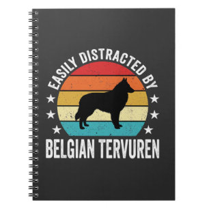 Einfach abgelenkt durch belgischen Tervuren-Hund Notizblock