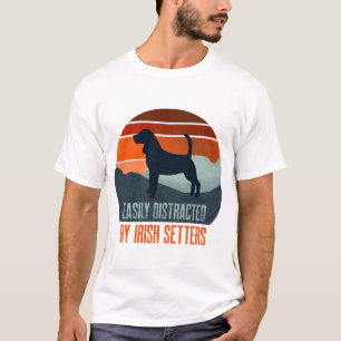 Einfach abgelenkt durch irische Setter beim Spazie T-Shirt