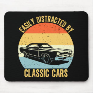 Einfach abgelenkt durch Oldtimer Mousepad