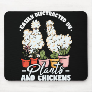 Einfach abgelenkt durch Pflanzen und Hühner Silkie Mousepad