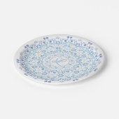 Einfach blau und weiß elegant, floral Mandala Pappteller (Schrägansicht)
