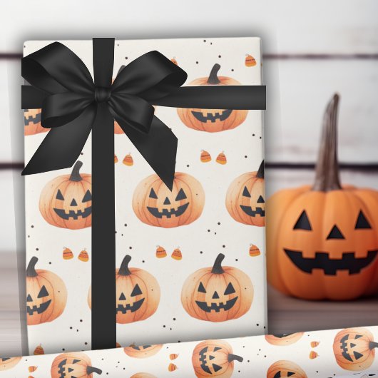 Einfach charmantes Jack-O-Lantern-Muster Halloween Geschenkpapier