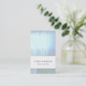 Einfach Clear Light Blue Salon und Wellness-Center Visitenkarte (Stehend Vorderseite)