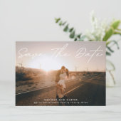 Einfach eleganter Foto Text Save the Date QR CODE Ankündigung (Stehend Vorderseite)