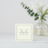 Einfach elegantes Ivory Gray Custom Monogramm Quadratische Visitenkarte (Stehend Vorderseite)
