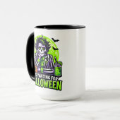 Einfach Halloween warten – Lustige Spukzeit Tasse (Vorderseite Links)