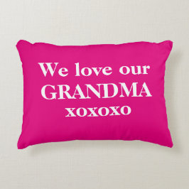 Einfach heiß rosa und weiß "Wir Liebe unser Oma" Dekokissen