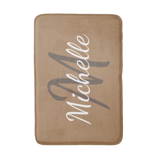 Einfach hellbraun, Bold Typografy & Name Monogram Badematte (Vorderseite Vertikal)