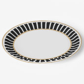 einfach | Klassisch | elegant | Trendschwarz & wei Pappteller (Schrägansicht)