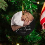 Einfach mein erstes Weihnachten als Großvater-Foto Keramik Ornament<br><div class="desc">Ein einfaches und modernes Design für dieses Foto-Ornament. So passen Sie Ihre Lieblingsbilder an. Sie können die Farbe des Schriftartes auch ganz nach Ihren Wünschen ändern. Ideal,  um Ihre ersten Weihnachten als Großvater zu feiern.</div>