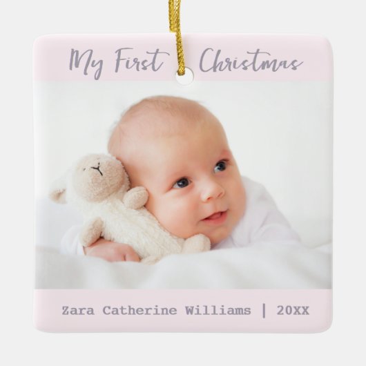 Einfach Minimalistisches Baby's First Christmas Keramikornament (Vorderseite)