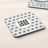 Einfach Minimalistisches Logo und Text Getränkeuntersetzer (Linke Seite)