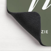 Einfach Mit Monogramm Script-Letter M Chive Green Mousepad (Ecke)