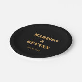 Einfach modern Minimalistisch | Schwarz-Gold-Hochz Pappteller (Schrägansicht)