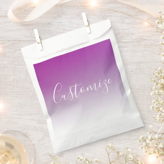Einfach moderner Minimalismus Lila Ombre Gradient Geschenktütchen (Ausgeschnitten)