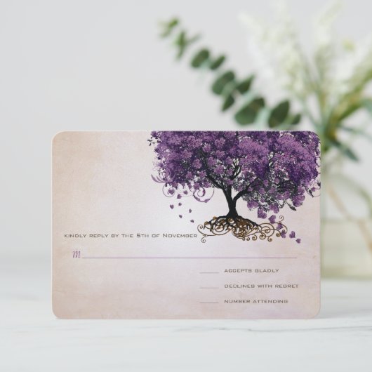 Einfach Peachy Lila Heart Leaf Tree Wedding RSVP (Stehend Vorderseite)