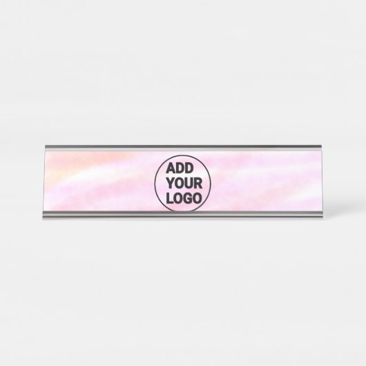 Einfach rosa minimale Aquarellfarbe Logo-Gesellsch Schreibtischnamensplakette (Vorderseite )