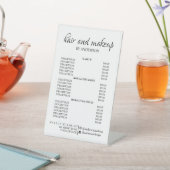 Einfach schwarz-weiße Friseursalonpreise Sockelschild (In SItu)