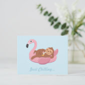 Einfach Sloth Pink Flamingo Float Postkarte abkühl (Stehend Vorderseite)