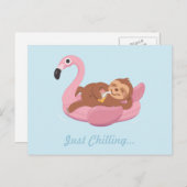 Einfach Sloth Pink Flamingo Float Postkarte abkühl (Vorne/Hinten)