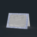 Einfach Snowflake Art personalisieren Foto Rahmen  Feiertagskarte<br><div class="desc">Schneeflocken füllen den Winterhimmel! Passen Sie diese Karte mit Ihrem eigenen Foto im Rahmen der Schneeflocke an und aktualisieren Sie den Text mit Ihrer eigenen Nachricht. Ideal für Weihnachten, Hanukkah, Weihnachten und andere Winterferien Korrespondenz und Geschenke. Karo aus dem Critterwings Laden für mehr Möglichkeiten und für andere Naturkunst! Bilder ©...</div>