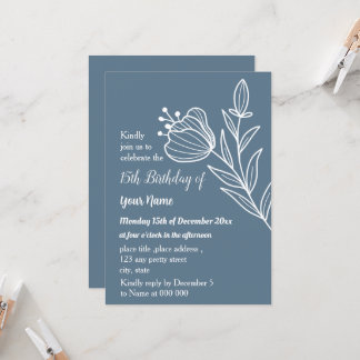 Einfach staubblauer Blumengeburt Einladung