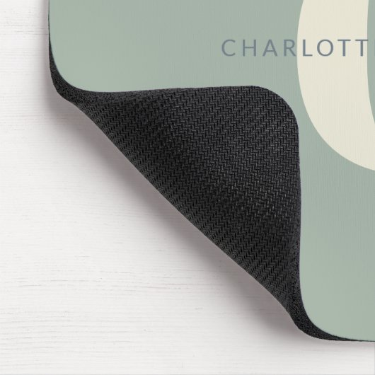 Einfach Stilvolle Chic Monogram Name in Sage Green Mousepad (Ecke)