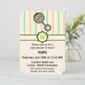 Einfach Sweet Rattle Baby Shower Einladung (Stehend Vorderseite)