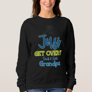 Einfach über die sonnige Strecke und den Feldgroßv Sweatshirt