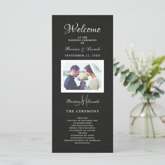 Einfach und elegant: Schwarze Linse mit Monogramm Programm (Stehend Vorderseite)