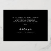 Einfach verheiratete zeitgenössische Rose Folieneinladung (Rückseite)