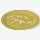 Einfach: Wir sind Verlobtes Gold-Papier der Partne Pappteller (Schrägansicht)