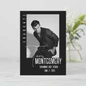 Einfache Ankündigung eines Graduate-Fotos (Stehend Vorderseite)