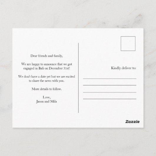 Einfache Ankündigung Minimalistischer Verlobung Postkarte (Rückseite)