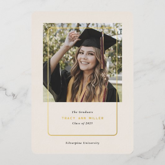 Einfache Beige, minimalistische Ankündigung eines  (Vorderseite)