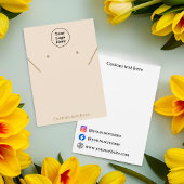 Einfache beigefarbene Halsklammern Display Card