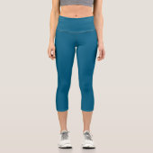 Einfache Blau-Capri-Leggings in einem Solid Ocean Capri Leggings (Vorderseite)