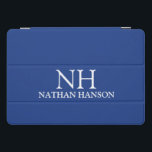 Einfache blaue Monogram modern iPad Pro Cover<br><div class="desc">Modernes Pad Cover mit einem schlichten und minimalen blauen Design mit Ihrem Monogramm in einem kühlen Schriftart zusammen mit Ihrem Namen.</div>