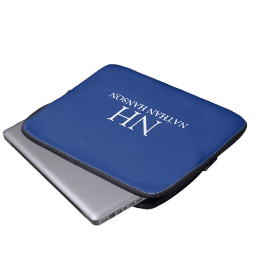 Einfache blaue Monogram modern Laptopschutzhülle (Vorne Knopf)