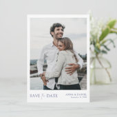 Einfache Blauer Typografie Save the Date Vorlage (Stehend Vorderseite)
