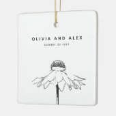 Einfache Blume, die in Schwarzweiß Gezeichnet wird Keramikornament (Links)