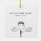 Einfache Blume, die in Schwarzweiß Gezeichnet wird Keramikornament (Rückseite)