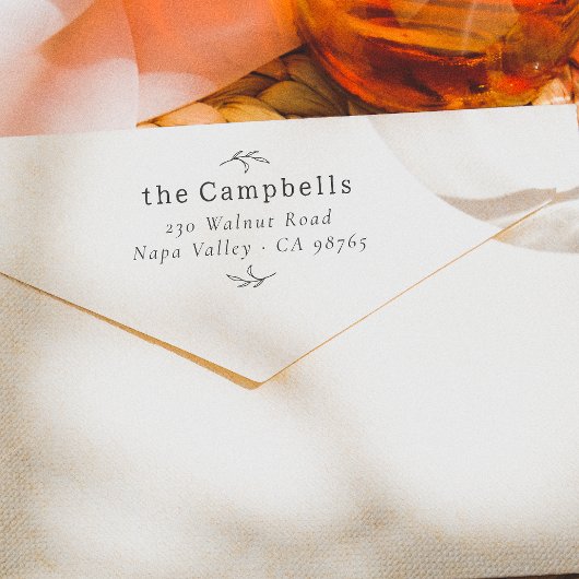 Einfache botanische Familienname und Rücksendeadre Permastempel