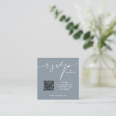 Einfache Chic Dusty Blue QR Code Hochzeit Begleitkarte (Stehend Vorderseite)