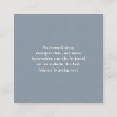 Einfache Chic Dusty Blue QR Code Hochzeit Begleitkarte (Rückseite)