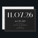 Einfache Chic Hochzeit ohne Foto Save the Date<br><div class="desc">Eine schlichte,  moderne Save the Date Karte. Personalisieren Sie dieses elegante schwarz-weiße Design,  um Ihre Hochzeit Datum,  Namen und Details.</div>