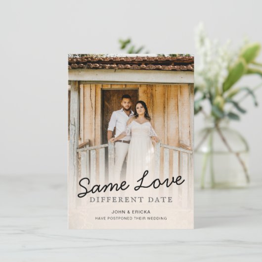 Einfache Chic Script-Foto Hochzeit Ankündigung (Stehend Vorderseite)